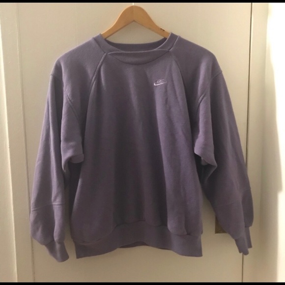 Vintage Tops - Vintage 90s Nike crewneck